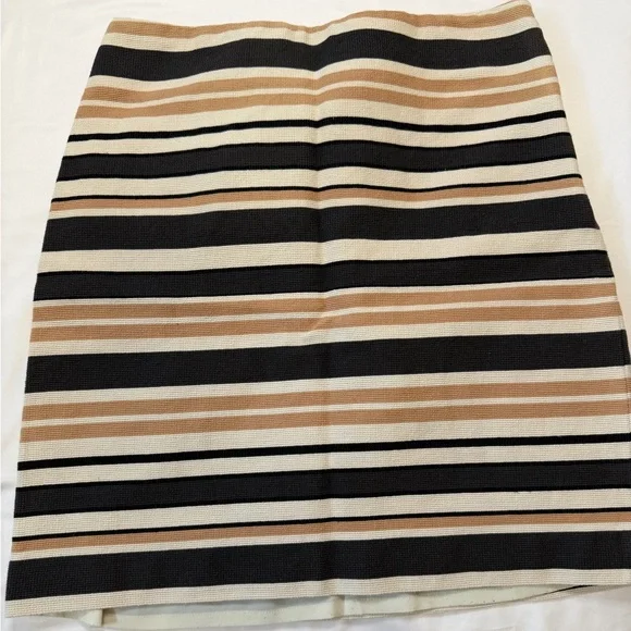 Loft size 4 black/white/peach striped pencil skirt - Picture 2 of 5